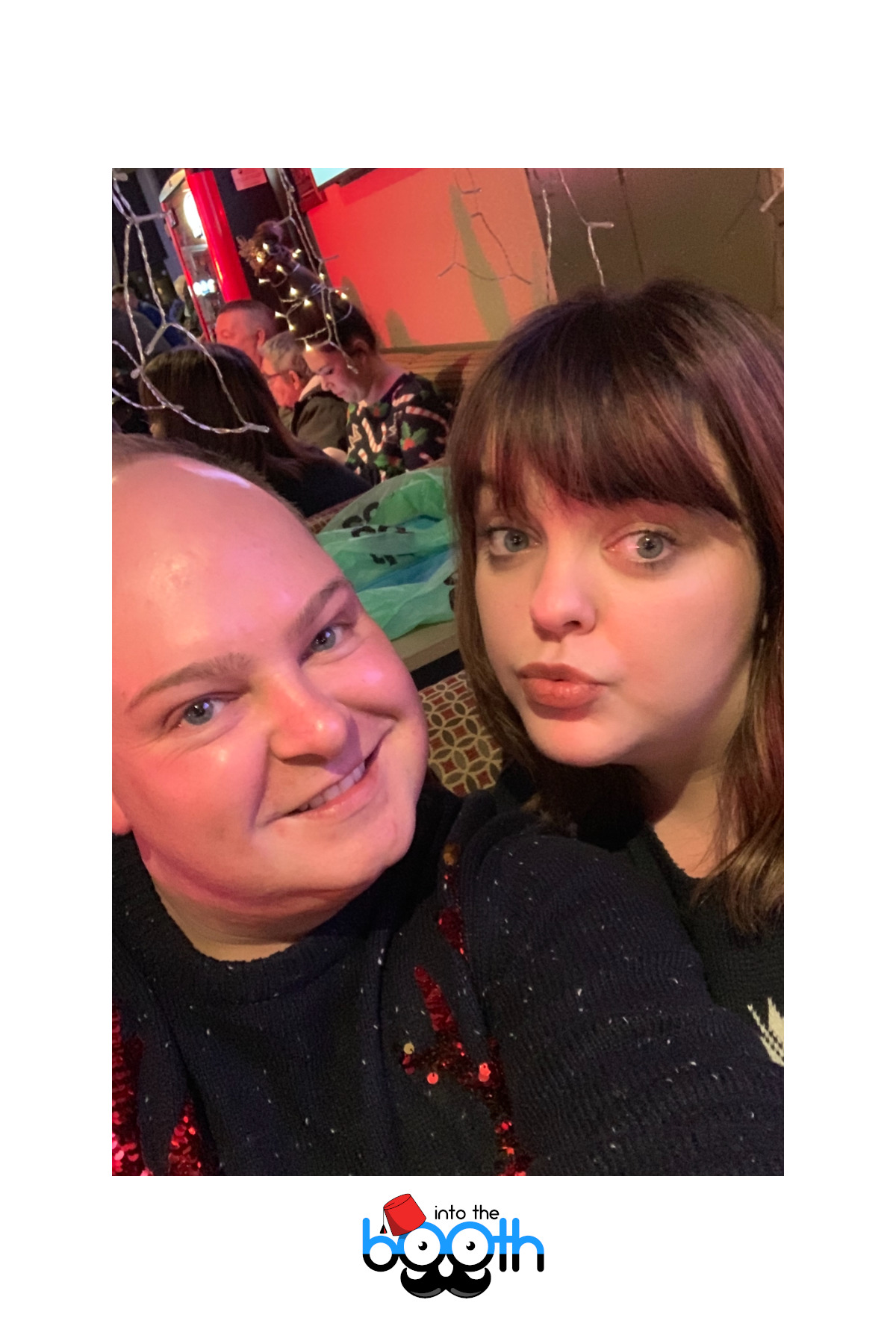 Nags Head Christmas Quiz 2019 | View more photos from the event at gallery.intothebooth.co.uk/u/IntoTheBooth/Nags-Head-Christmas-Quiz-2019